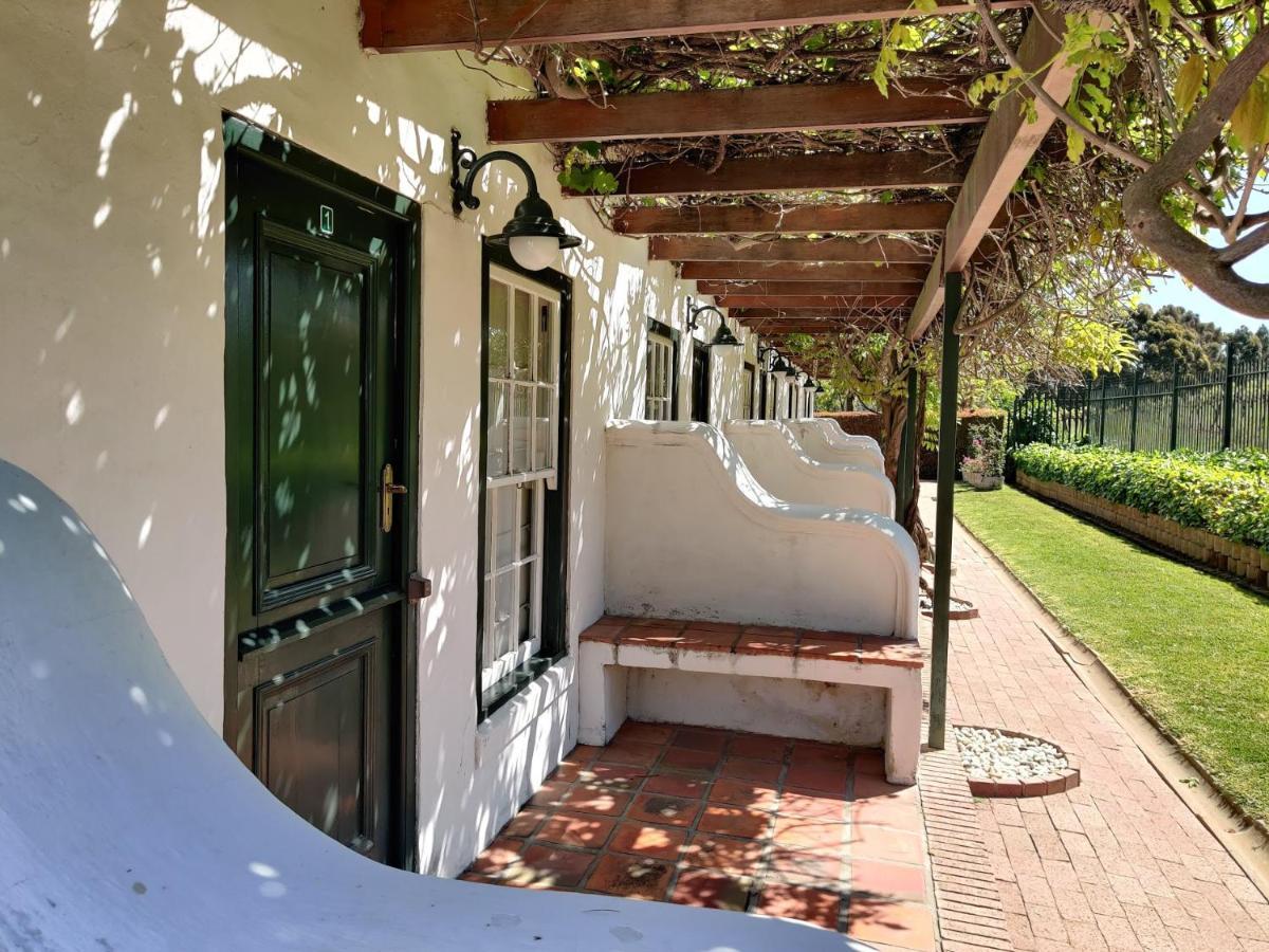The Valley Manor 호텔 Klapmuts 외부 사진